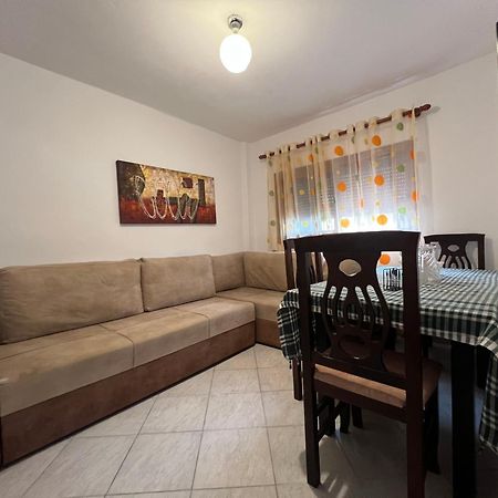 Ferienwohnung Rafaela Apartament Lungomare Vlorë Exterior foto